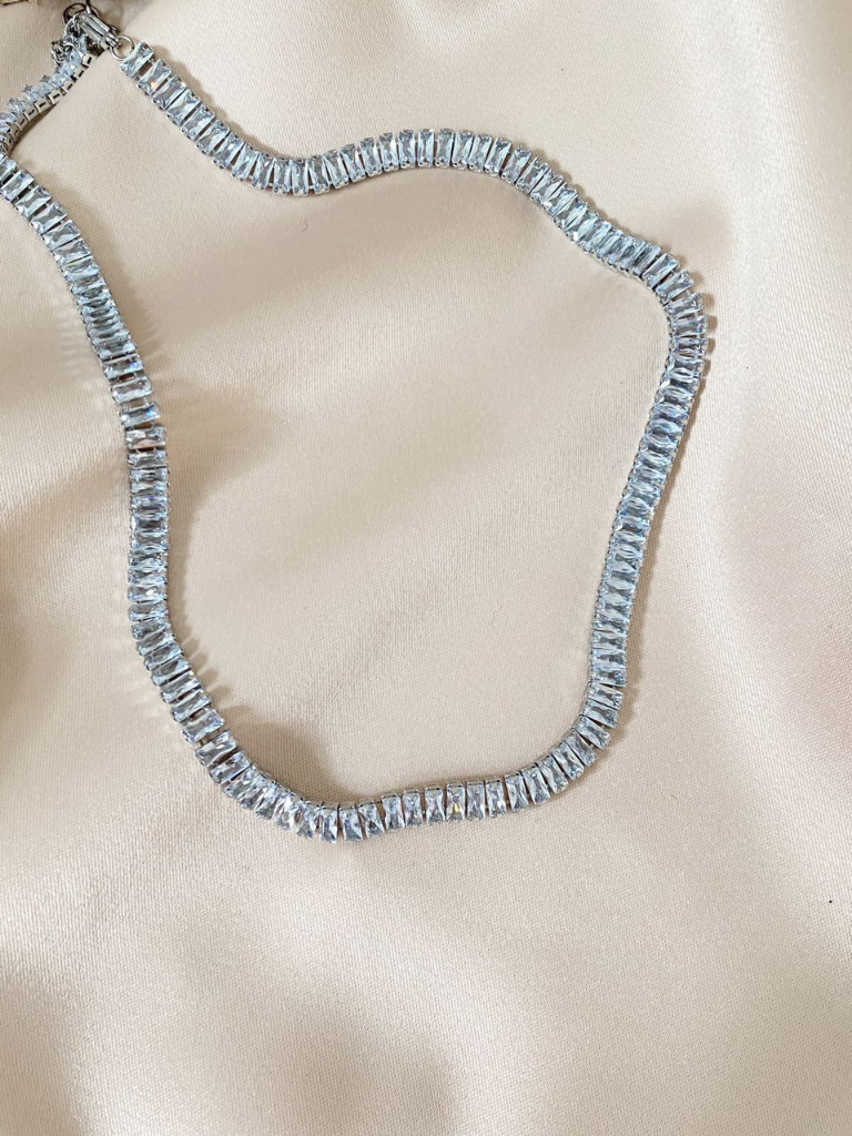 Noliya Collar