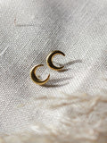 Lunaro arete